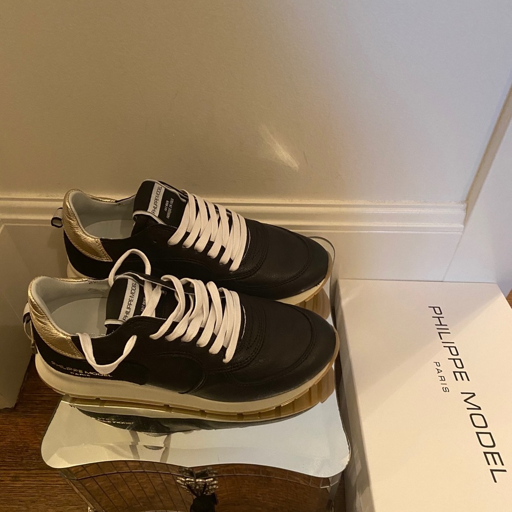 Philippe Model Paris Black/Gold Sneaker 37